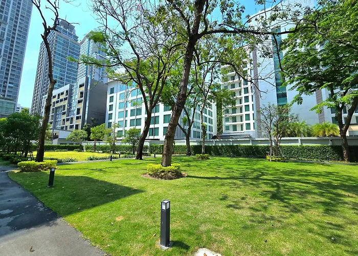 Floral Court & Sukhumvit 13 Hotel