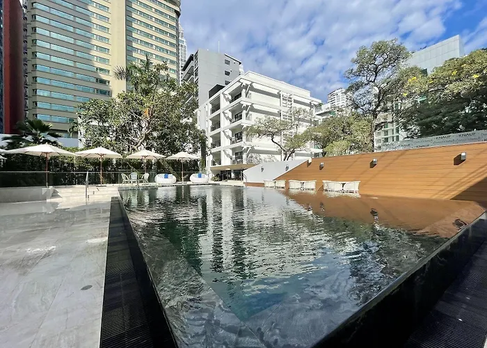 Floral Court & Sukhumvit 13 Hotel Bangkok