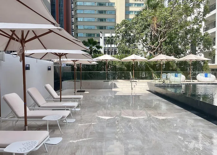 Hotel Floral Court & Sukhumvit 13 Bangkok