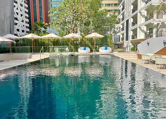 Floral Court & Sukhumvit 13 Hotel