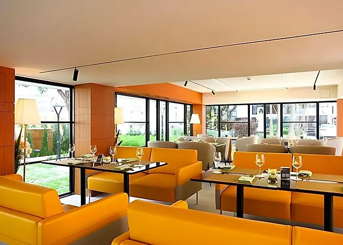 Floral Court & Sukhumvit 13 Hotel