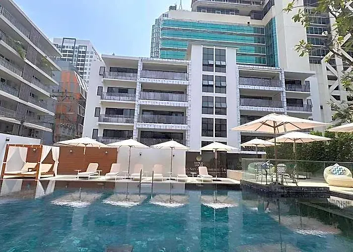 Floral Court & Sukhumvit 13
